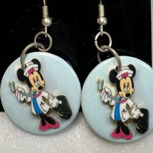 Disney Earrings Parks Limited Edition DR Minnie Mouse RN LVN PA DOCTOR Medical
